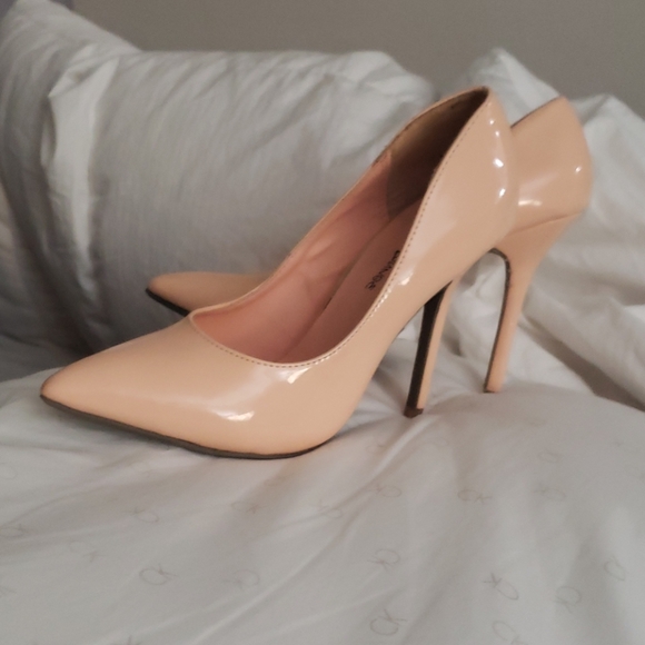 High hills - Picture 1 of 5